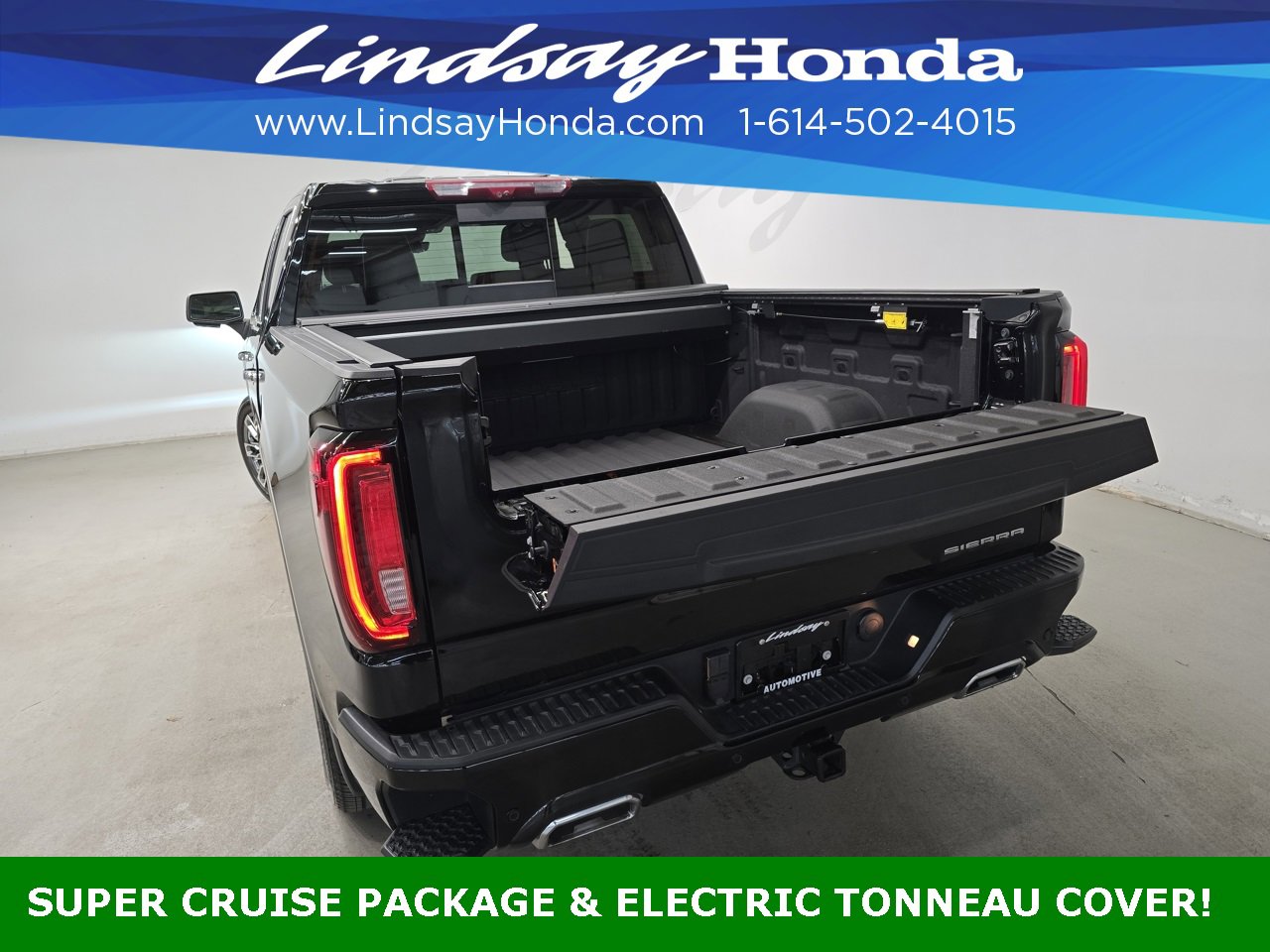 Used 2024 GMC Sierra 1500 Denali Ultimate image 9