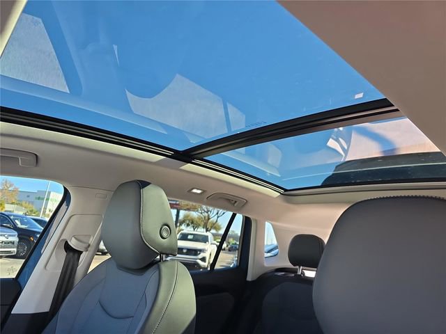 New 2026 Volkswagen Tiguan SE image 21