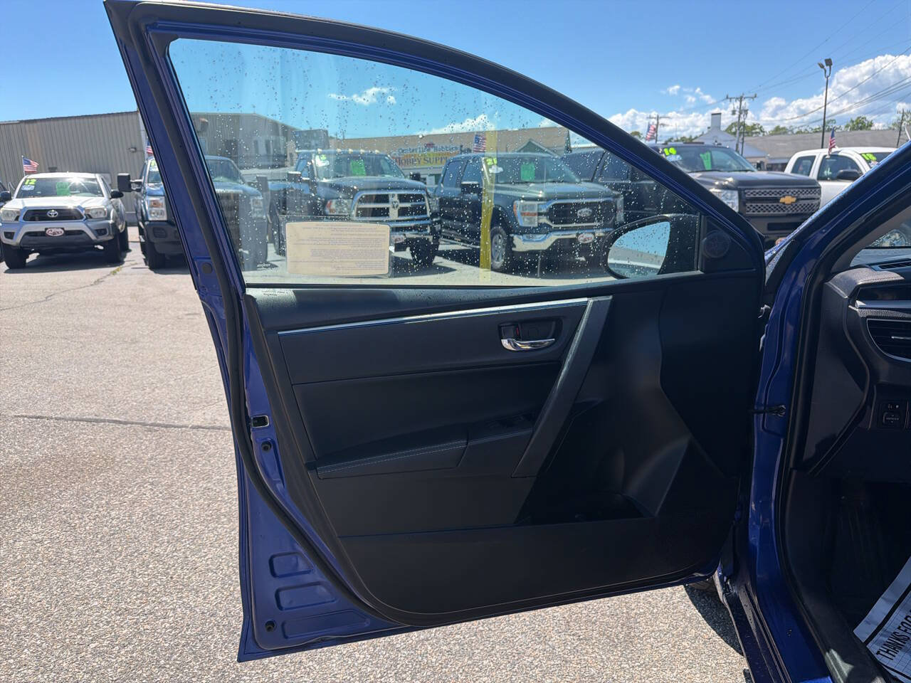 Used 2015 Toyota Corolla S FWD image 16