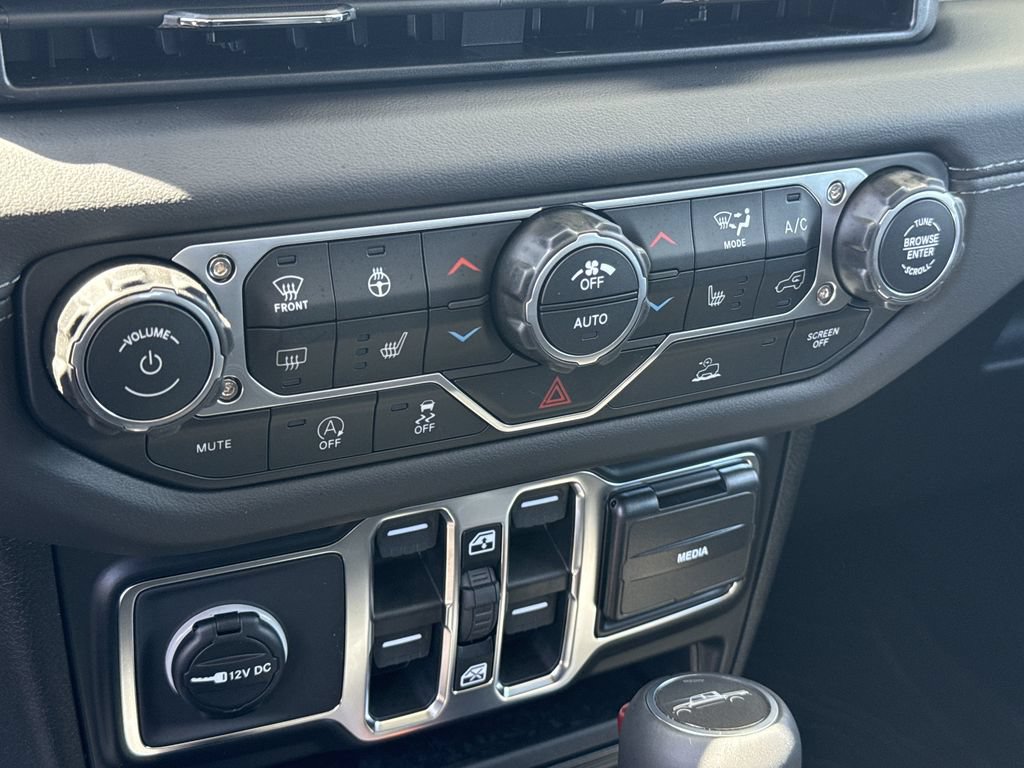 New 2026 Jeep Gladiator Sport AWD/4WD image 21
