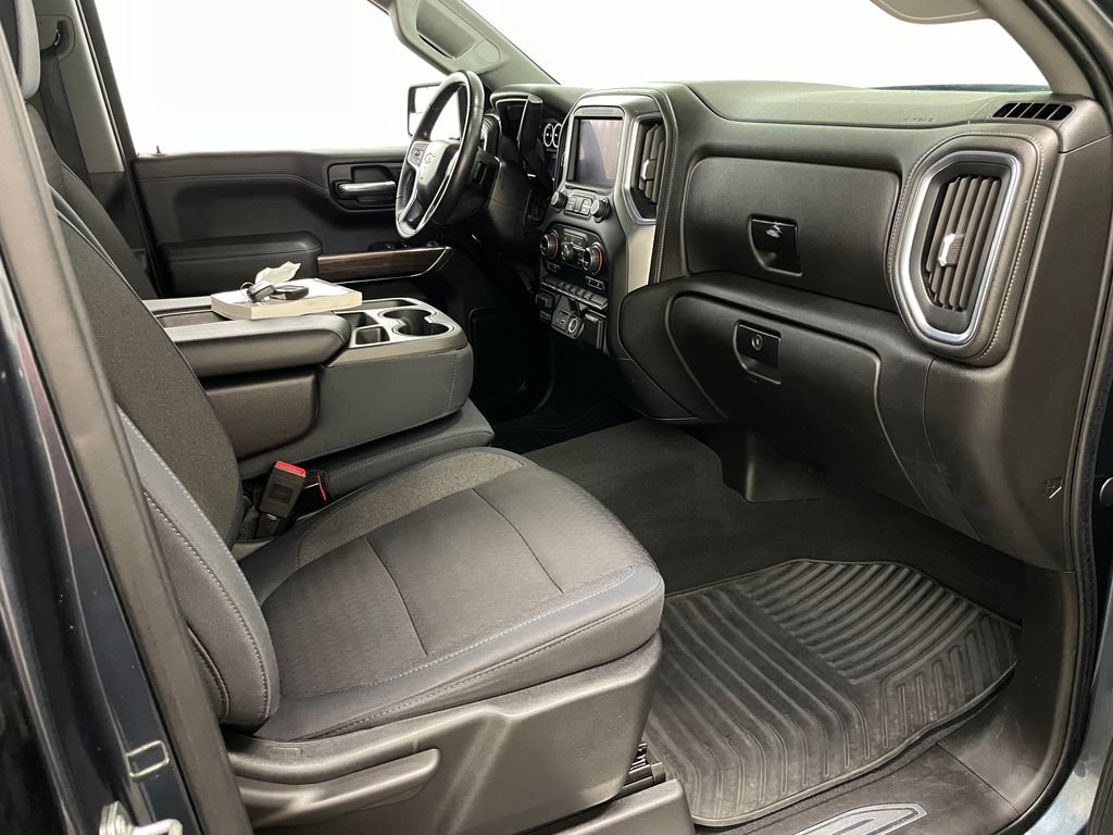 Used 2019 Chevrolet Silverado 1500 LT w/ All-Star Edition AWD/4WD image 36