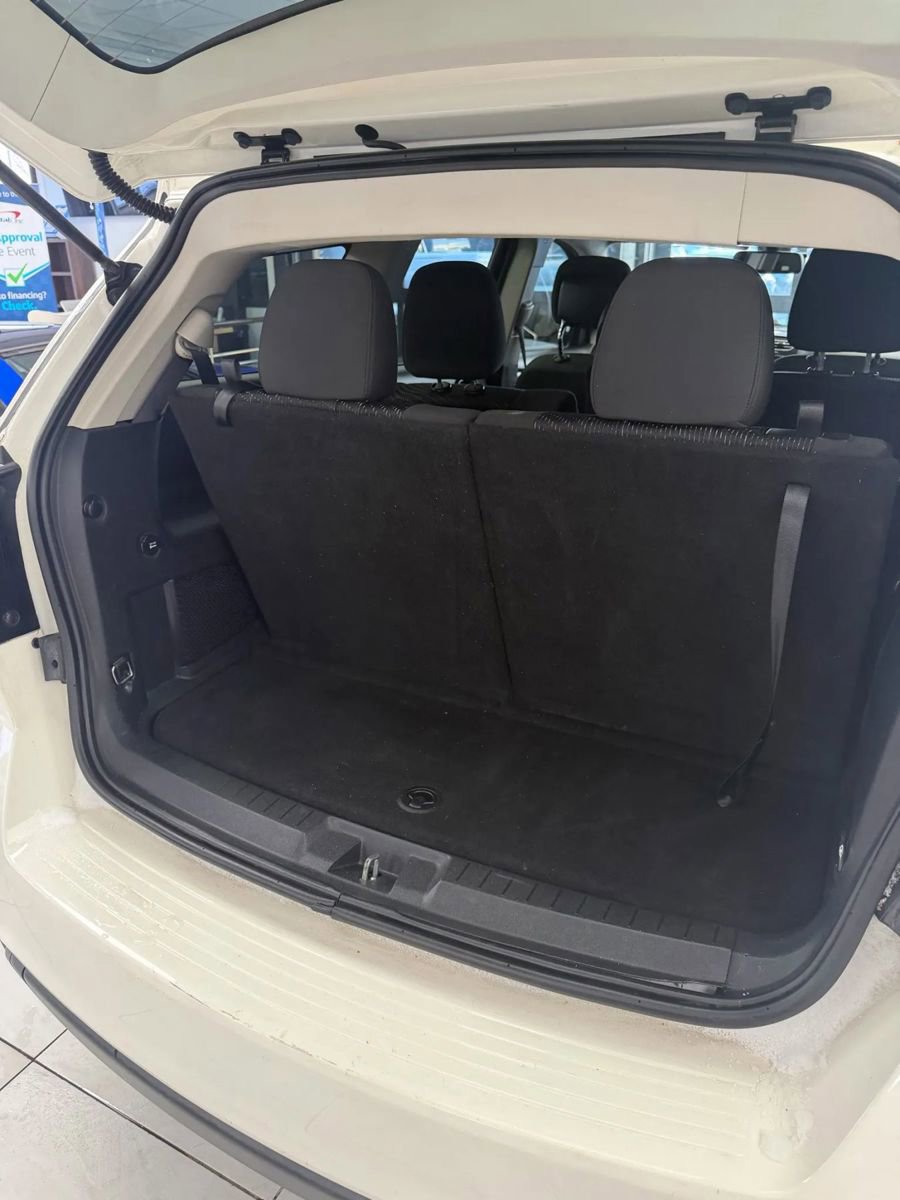 Used 2018 Dodge Journey SXT w/ Blacktop Package image 10