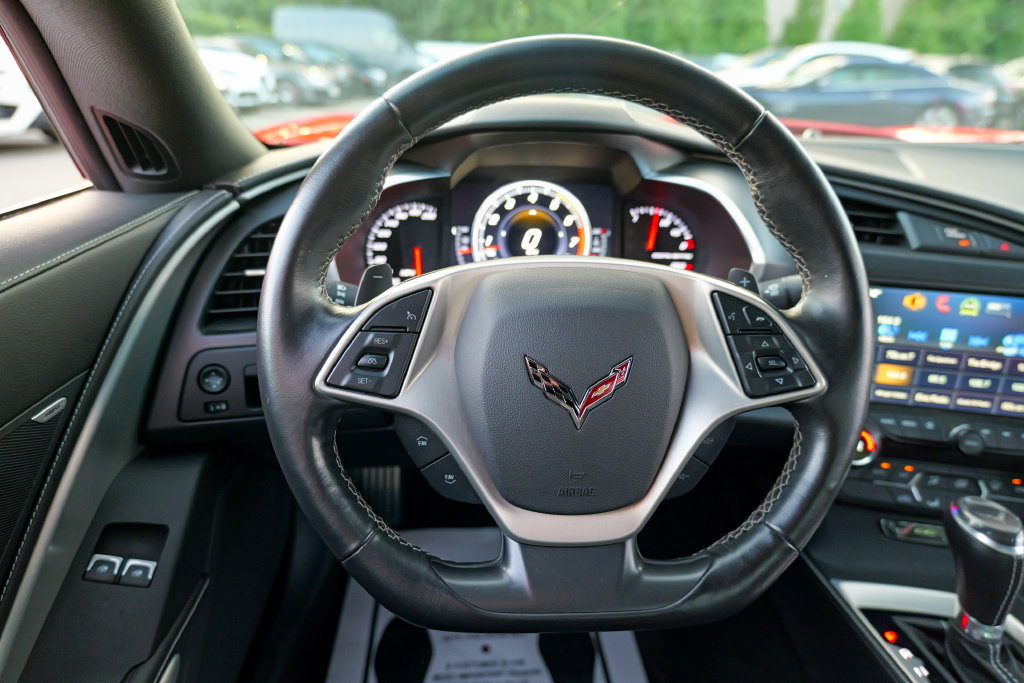 Used 2016 Chevrolet Corvette Stingray Coupe RWD image 40