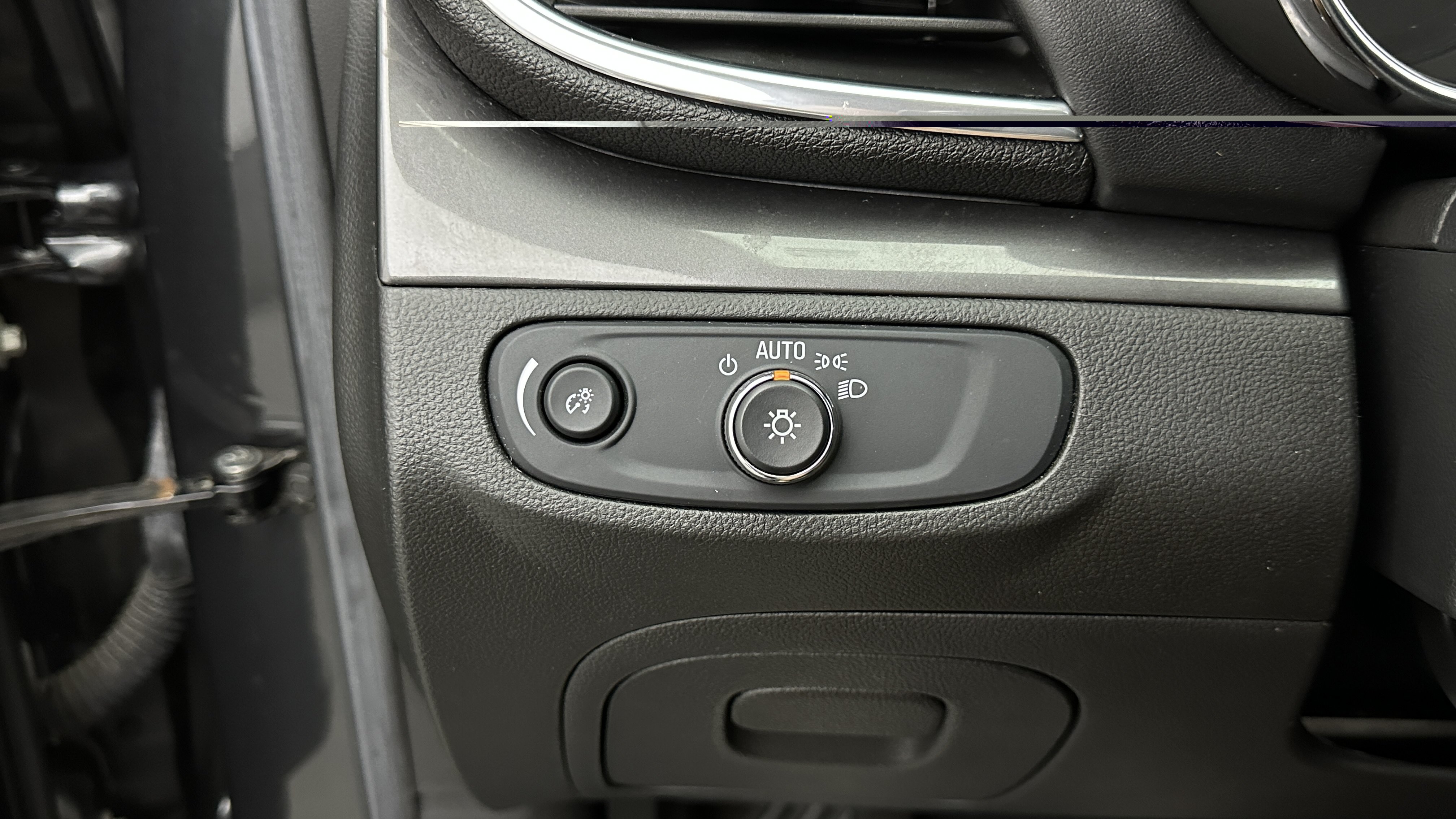 Used 2017 Buick Encore Preferred FWD image 16