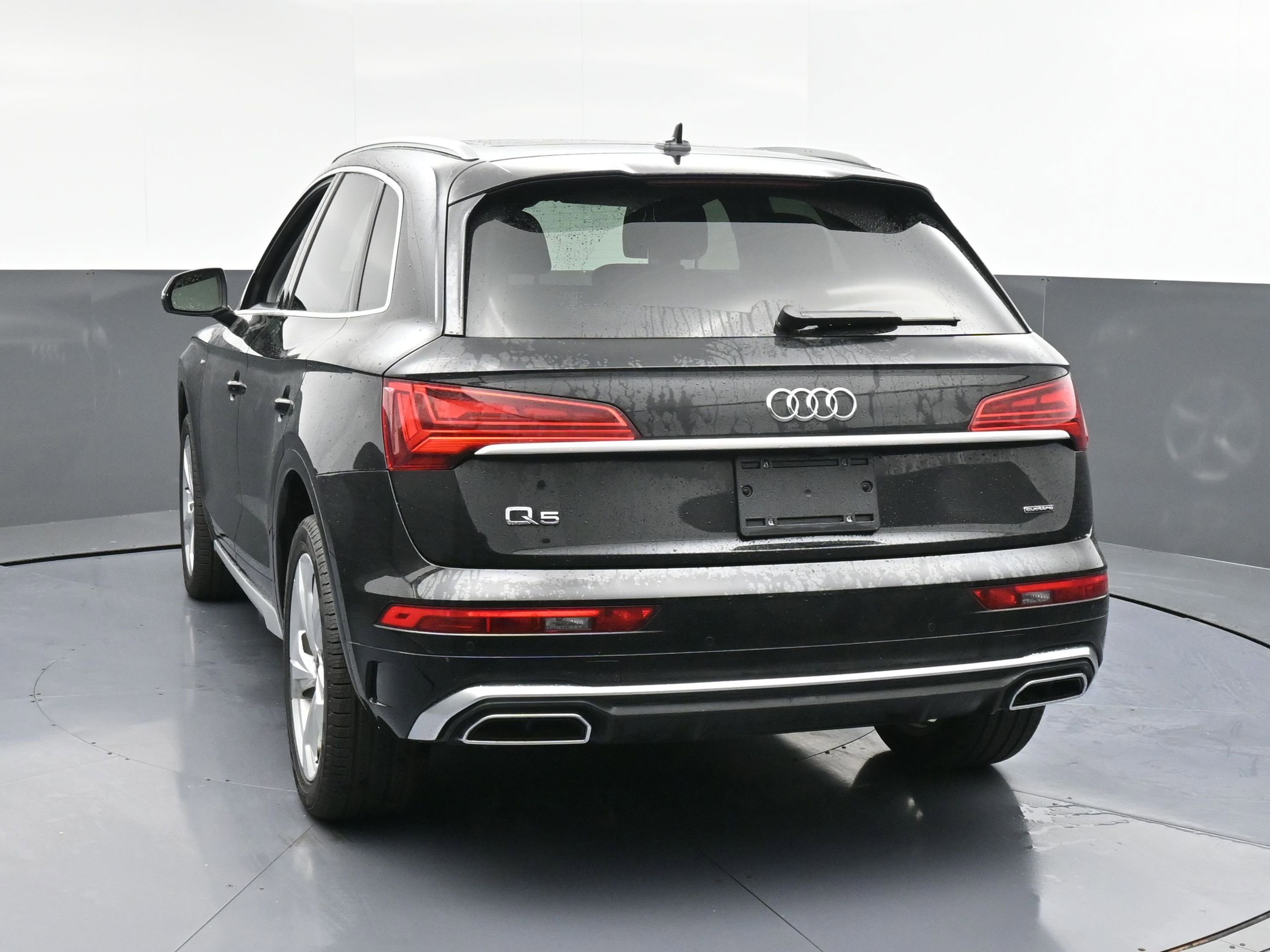 Used 2024 Audi Q5 2.0T Premium Plus w/ Premium Plus Package image 7