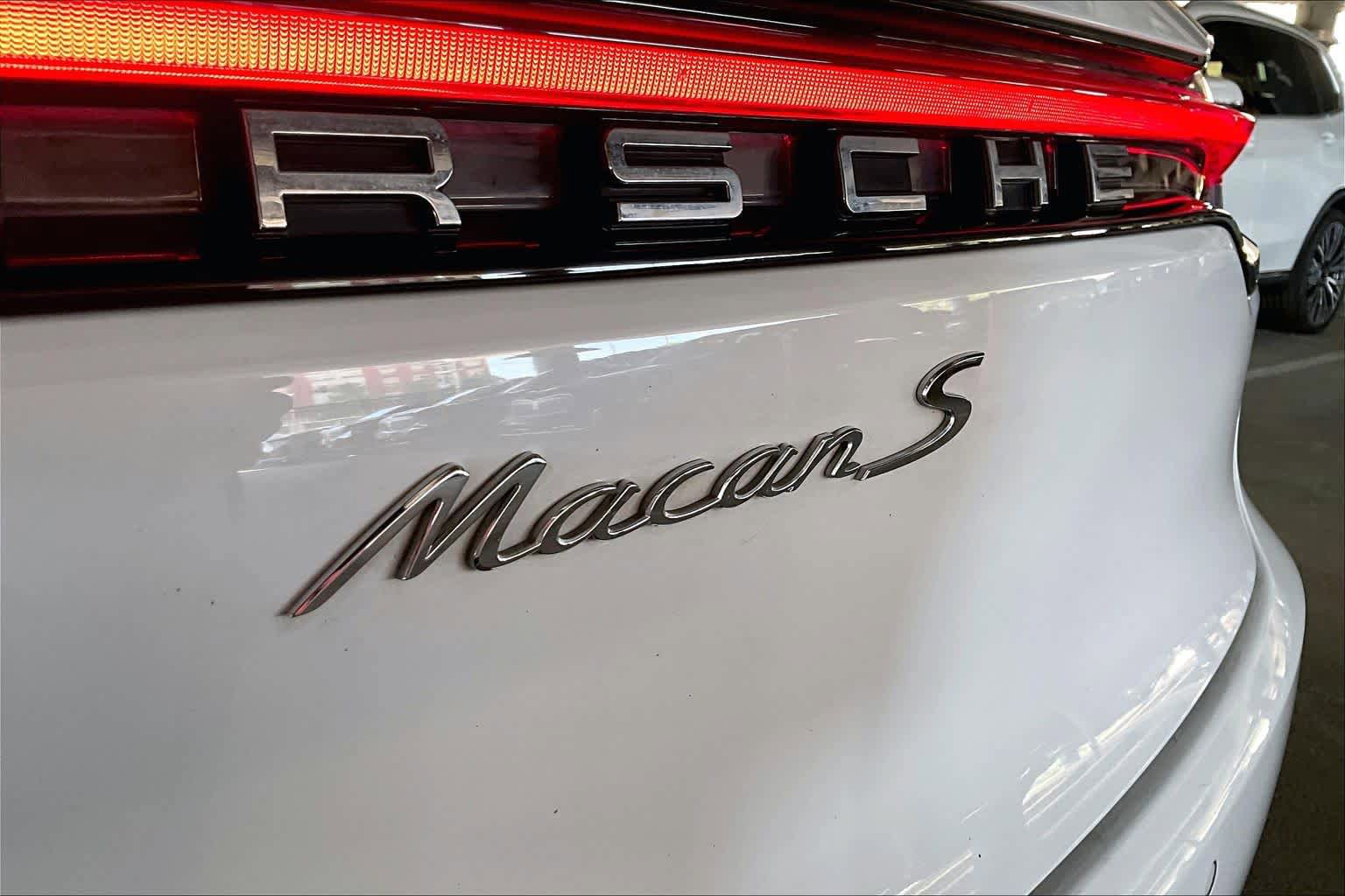 Used 2021 Porsche Macan S AWD/4WD image 9