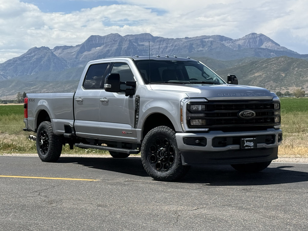 Used 2024 Ford F350 Lariat w/ Lariat Ultimate Package AWD/4WD image 1