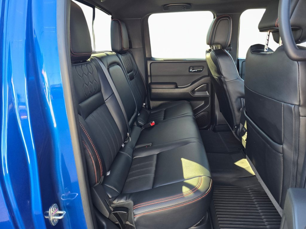 Used 2024 Nissan Frontier PRO-4X w/ Pro Premium Package AWD/4WD image 23