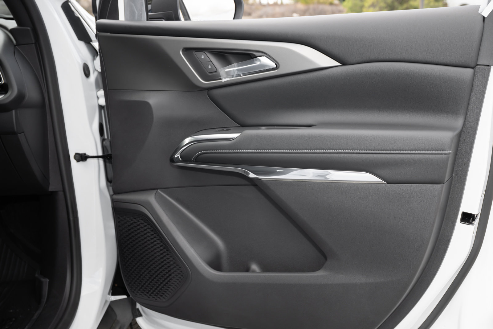 New 2026 Chevrolet Traverse LT w/ Driver Confidence Package image 41