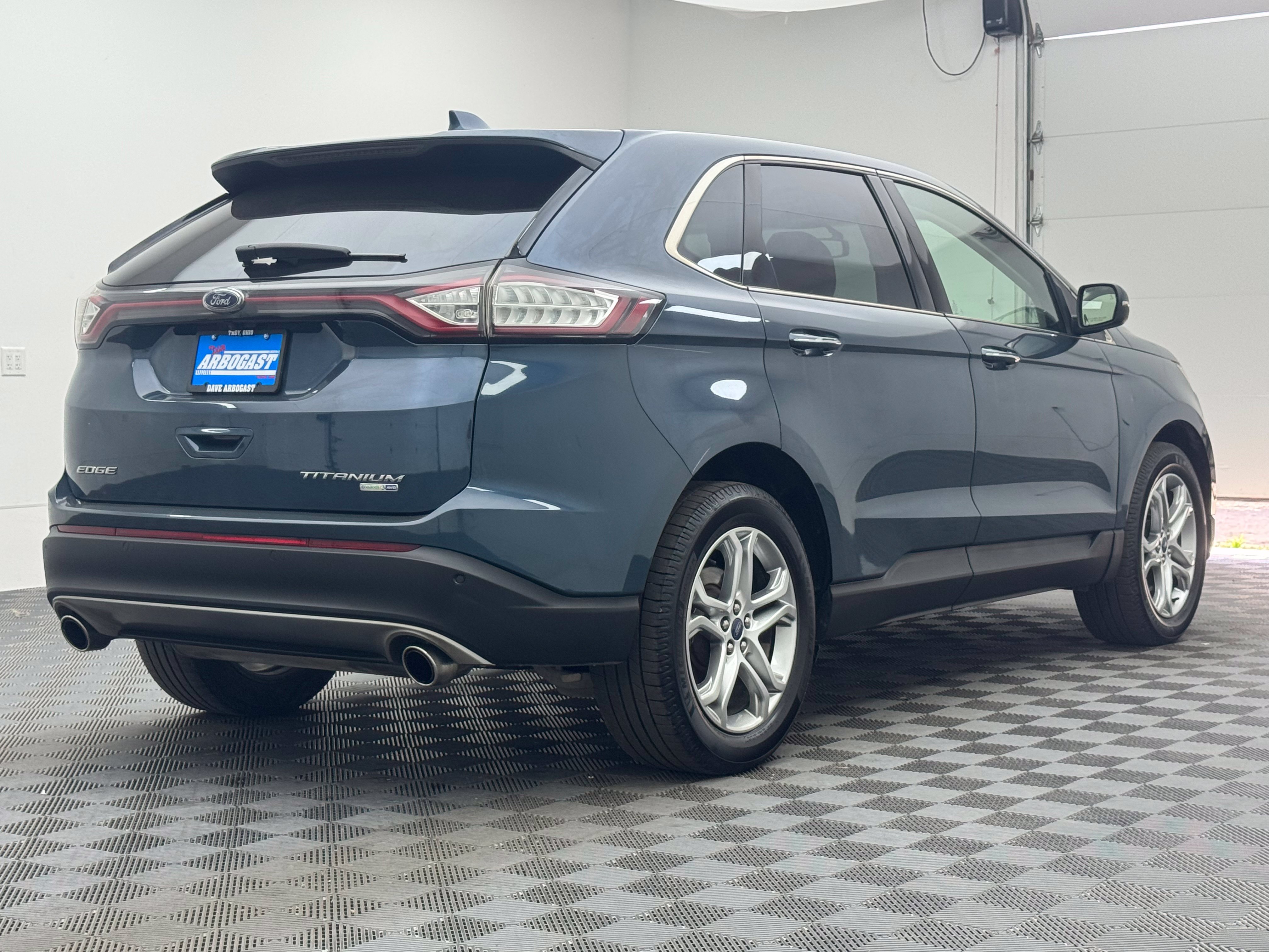 Used 2016 Ford Edge Titanium w/ Equipment Group 301A AWD/4WD image 9