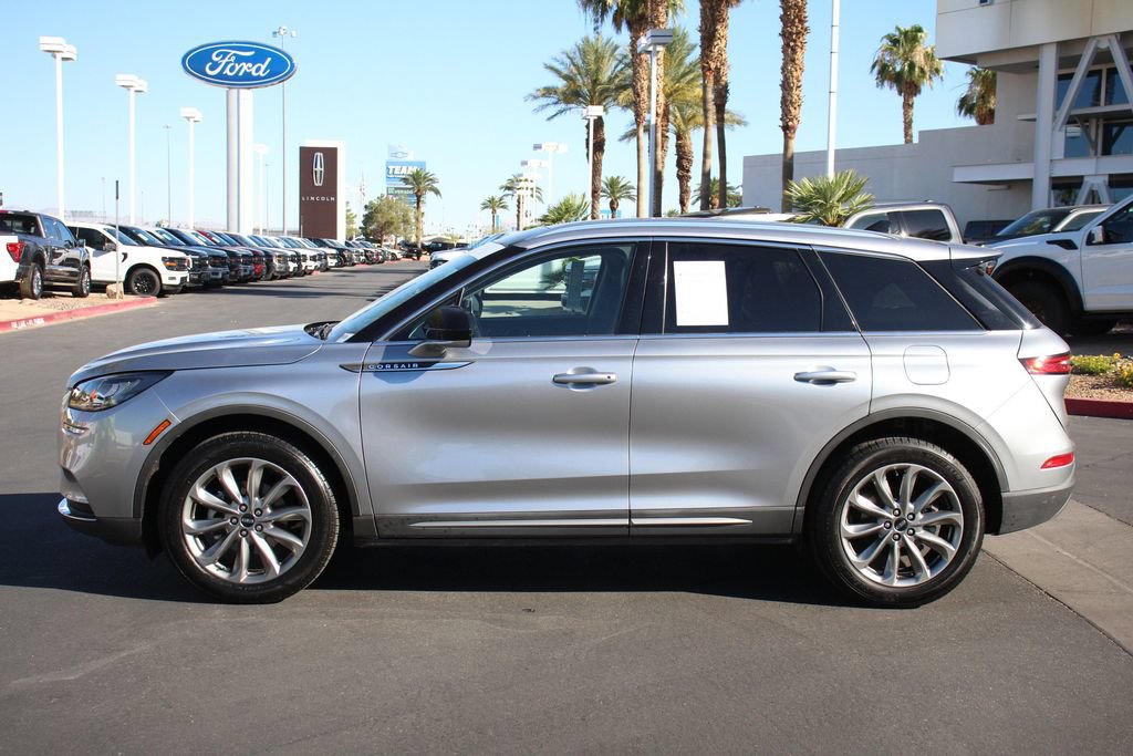 Certified 2021 Lincoln Corsair FWD w/ Premium Package image 3