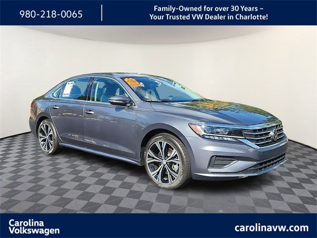 Used 2021 Volkswagen Passat 2.0T SE