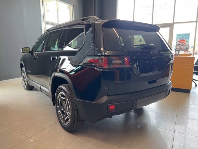 New 2026 Jeep Cherokee Laredo image 5