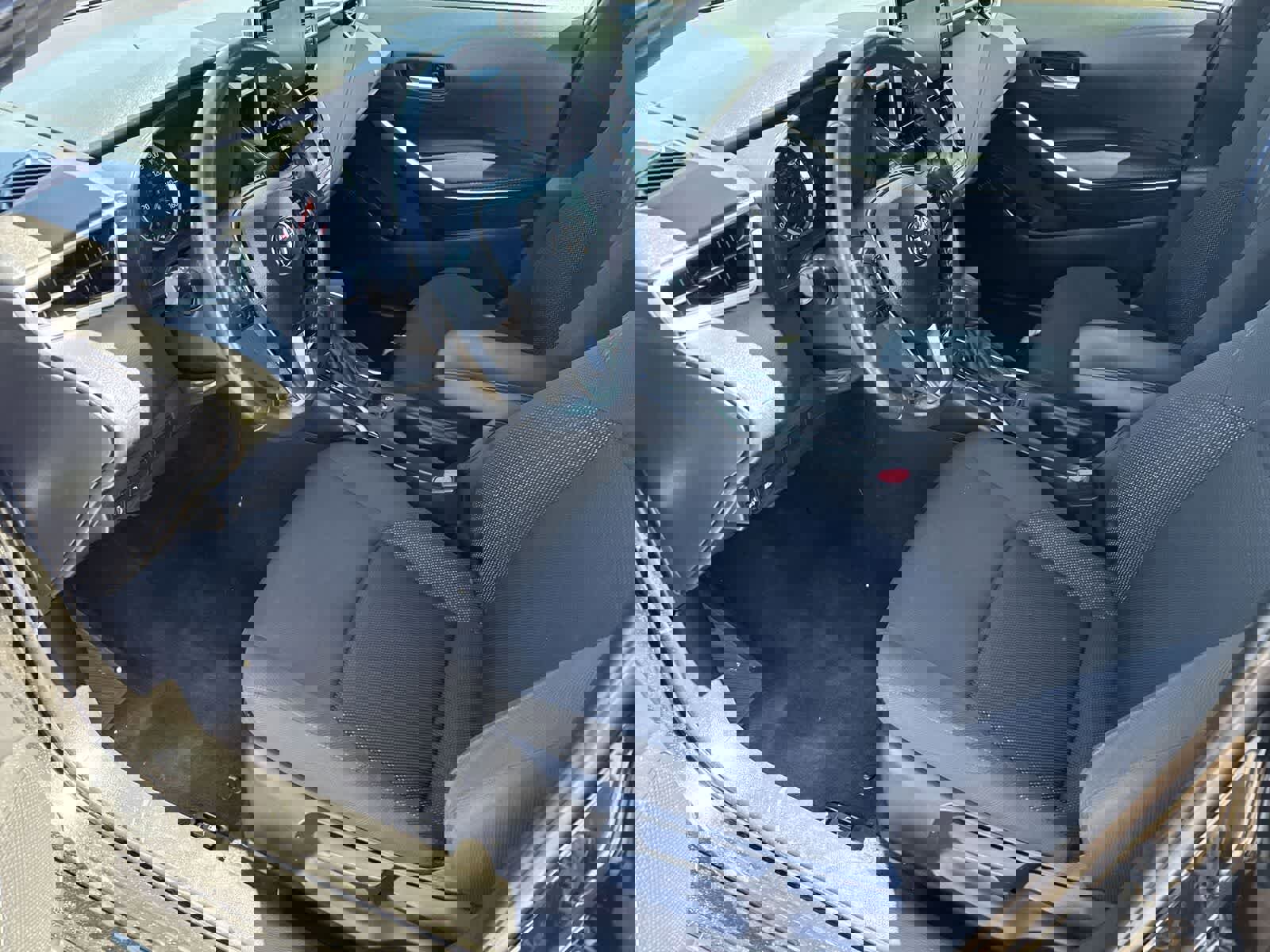 Used 2020 Toyota Corolla SE image 16