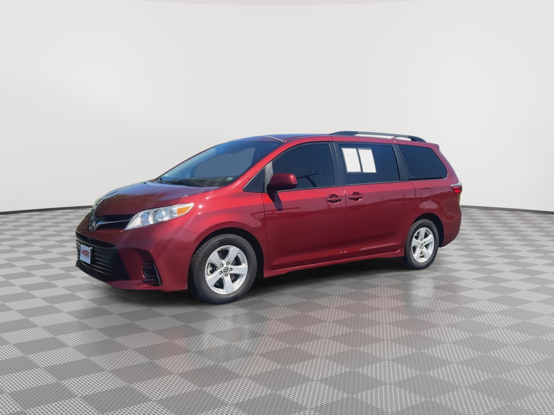 Used 2020 Toyota Sienna LE FWD image 4