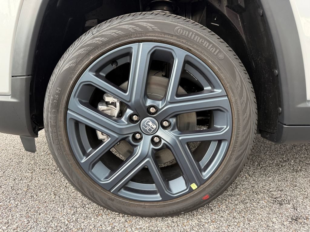 New 2026 Jeep Compass Latitude AWD/4WD image 25