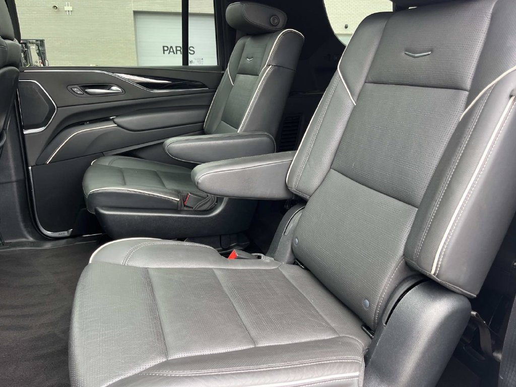 Used 2023 Cadillac Escalade ESV Sport w/ Touring Package AWD/4WD image 19
