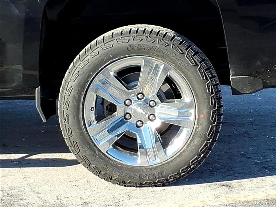 Used 2019 Chevrolet Silverado 1500 Custom w/ Custom Convenience Package image 3