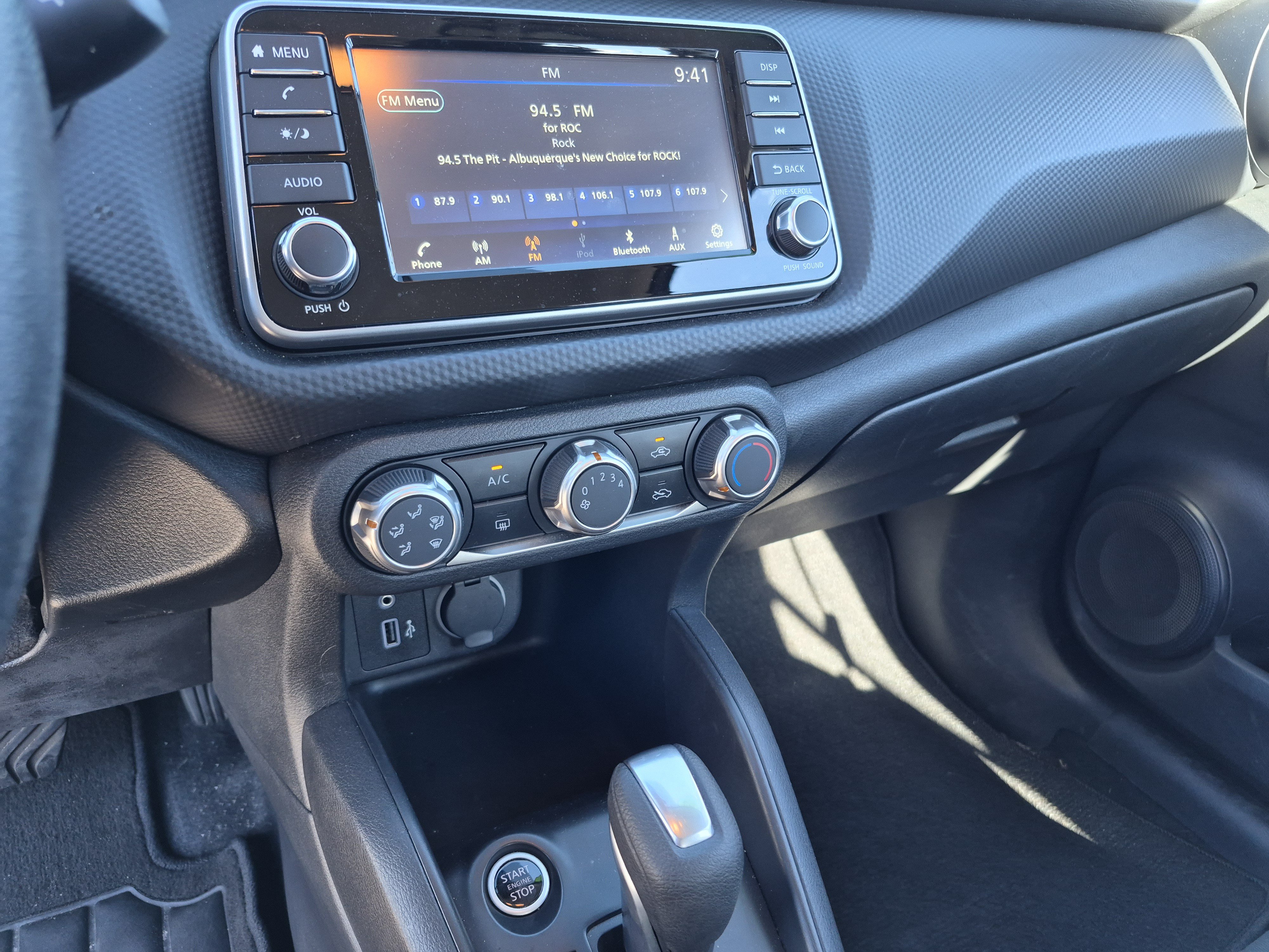 Used 2024 Nissan Kicks S FWD image 11