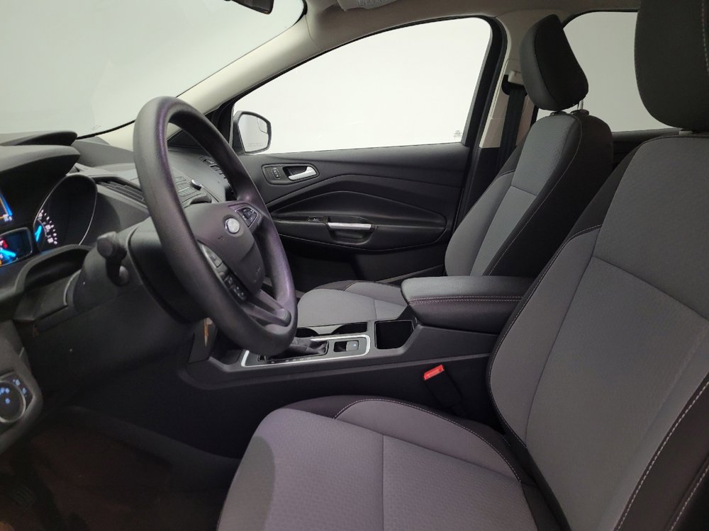 Used 2018 Ford Escape SE image 17