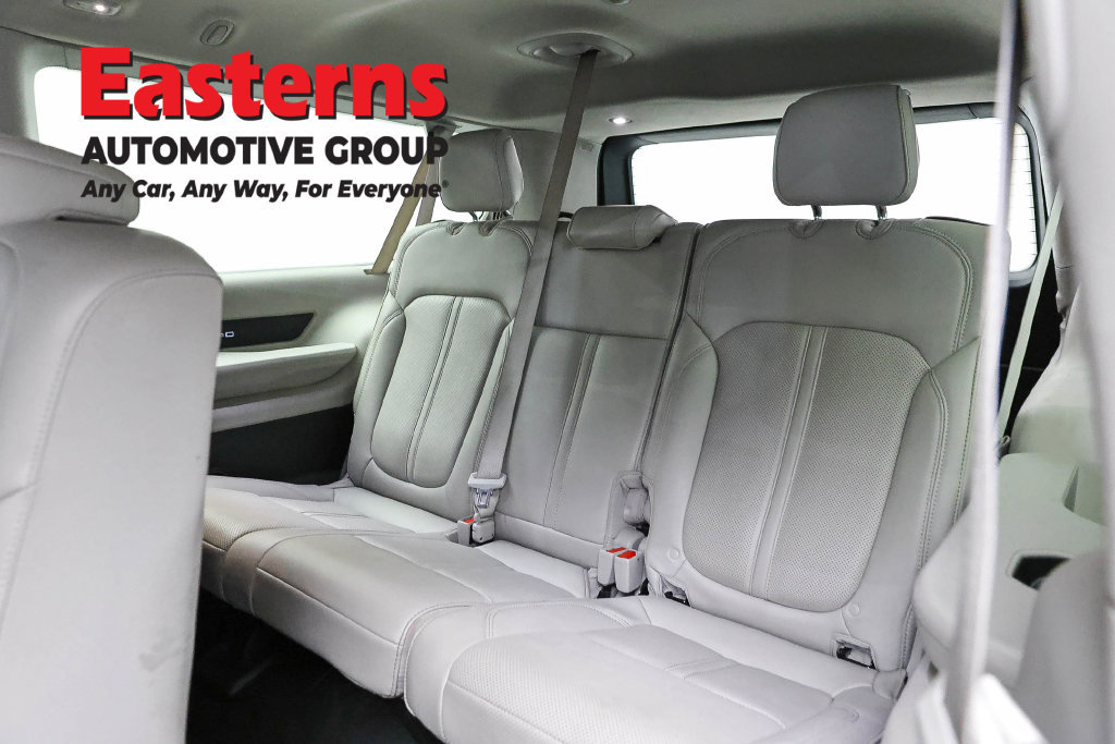 Used 2024 Jeep Wagoneer L Series II RWD image 32