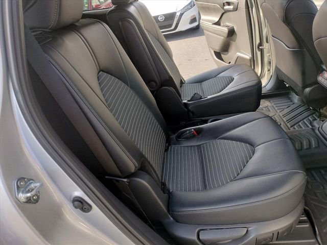 Used 2024 Toyota Highlander XSE image 19