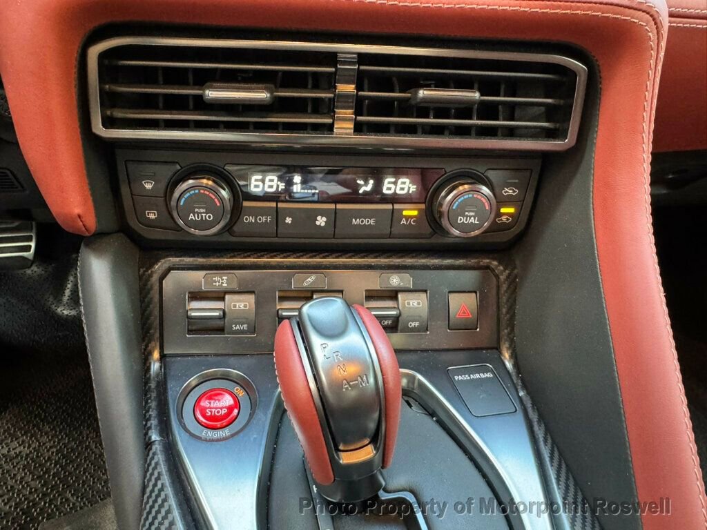 Used 2024 Nissan GT-R Premium w/ Premium Interior Package image 29