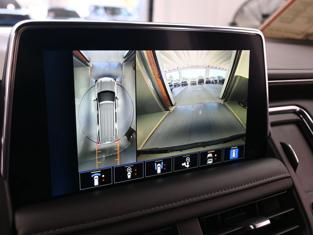 Used 2023 Chevrolet Tahoe Z71 w/ Luxury Package image 24