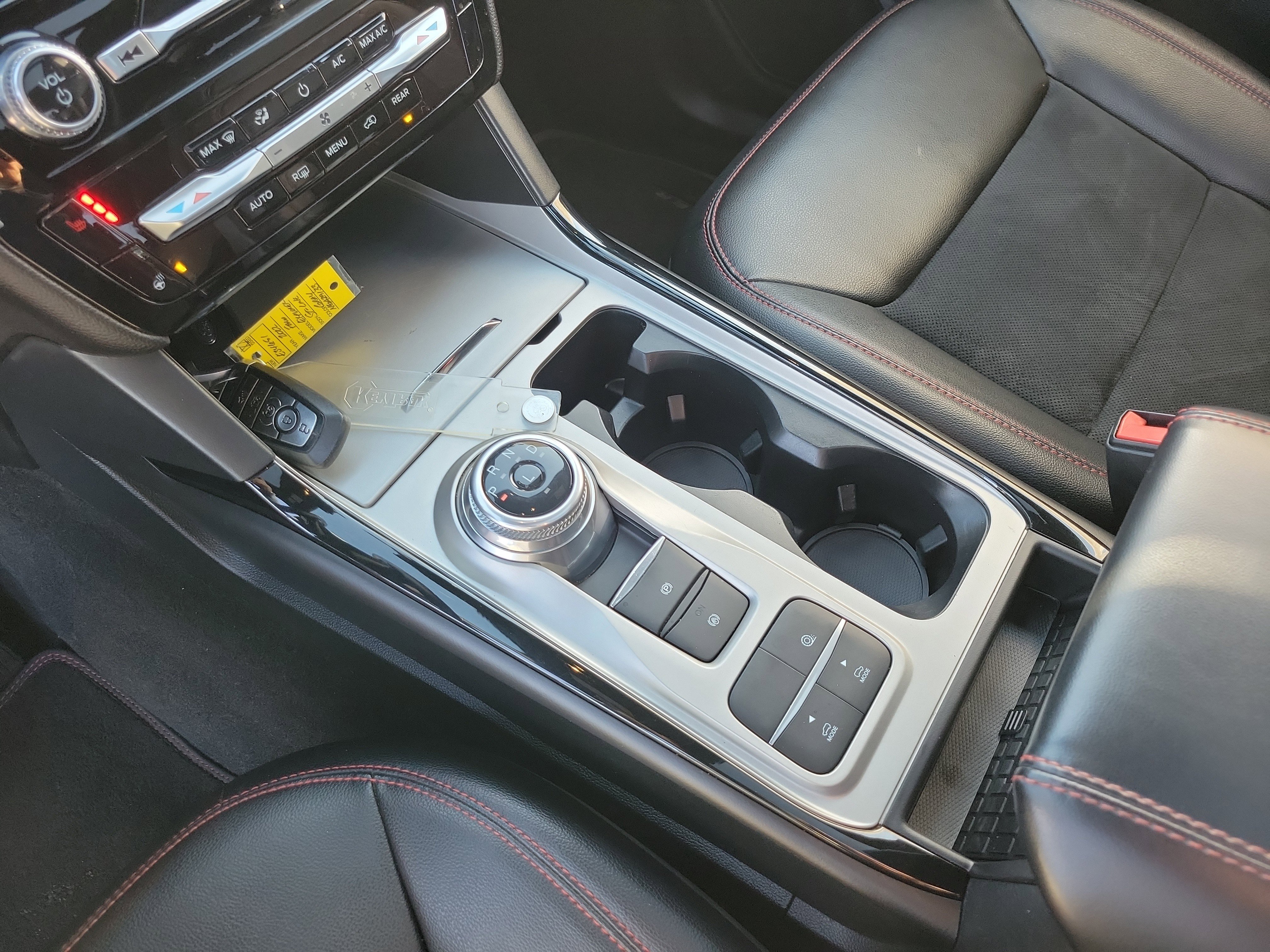 Certified 2022 Ford Explorer ST-Line w/ Class IV Trailer Tow Package image 8