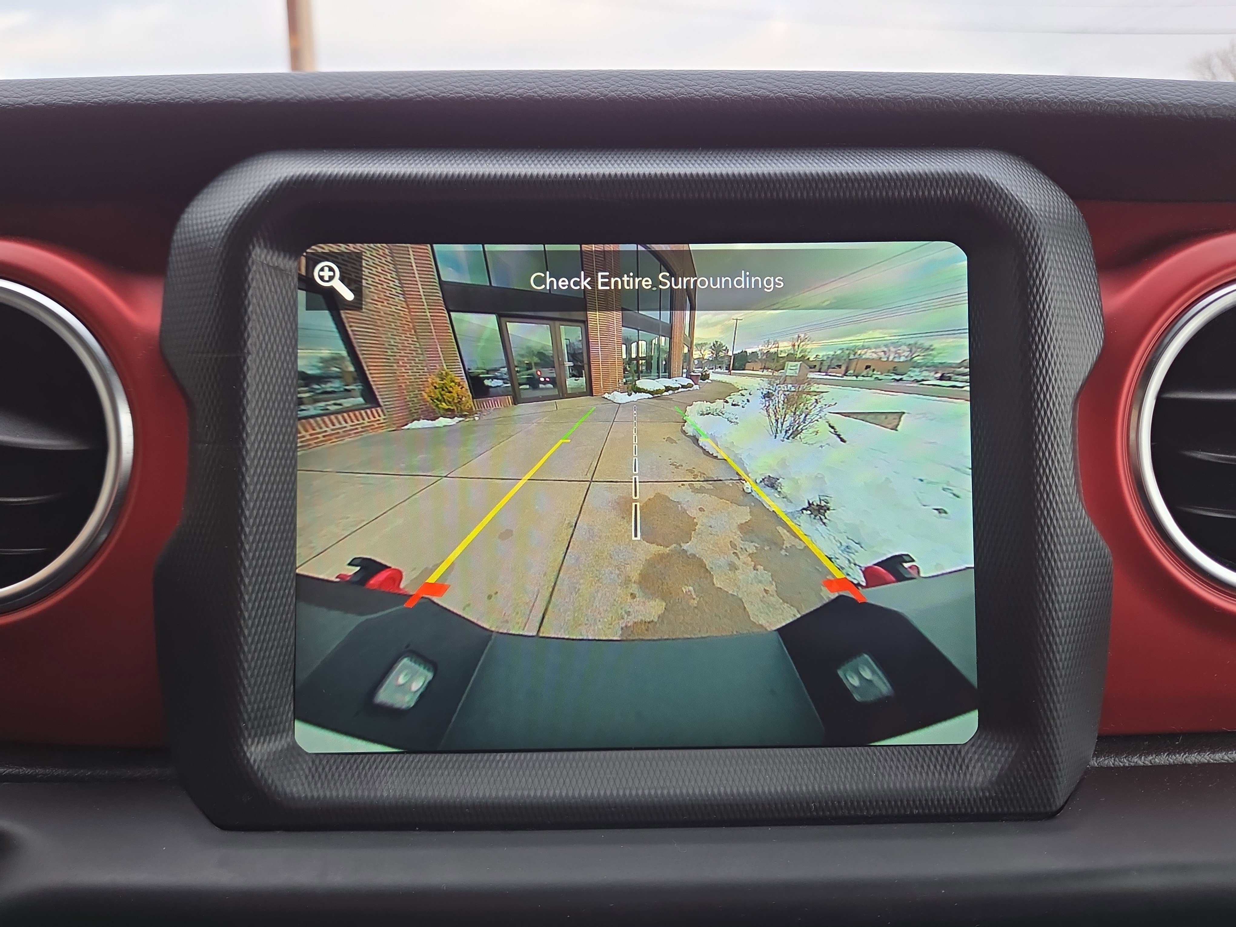 Used 2022 Jeep Gladiator Rubicon w/ Cold Weather Group image 26