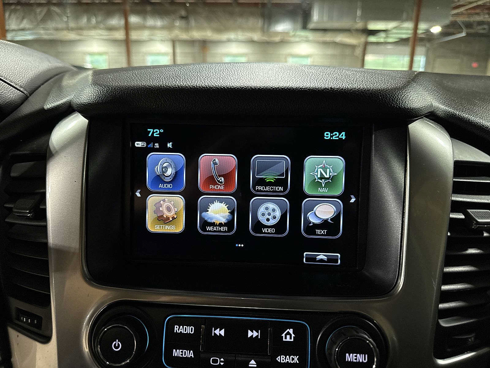 Used 2019 Chevrolet Tahoe Premier AWD/4WD image 22