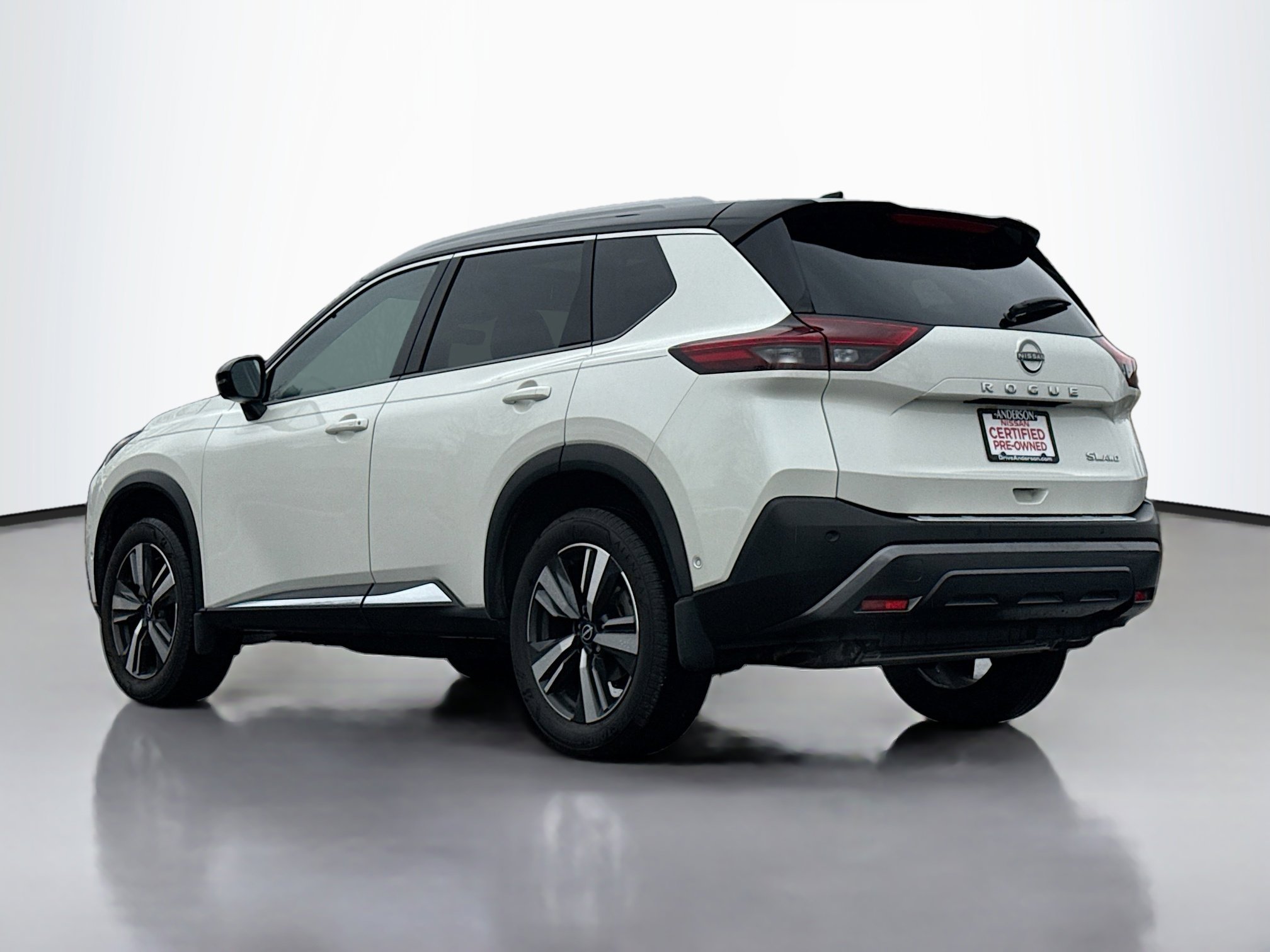 Certified 2023 Nissan Rogue SL w/ SL Premium Package image 13
