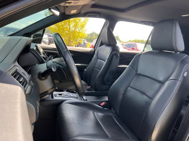 Used 2023 Honda Passport EX-L image 12