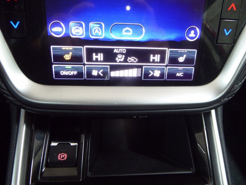 Used 2022 Subaru Outback Premium AWD/4WD image 16