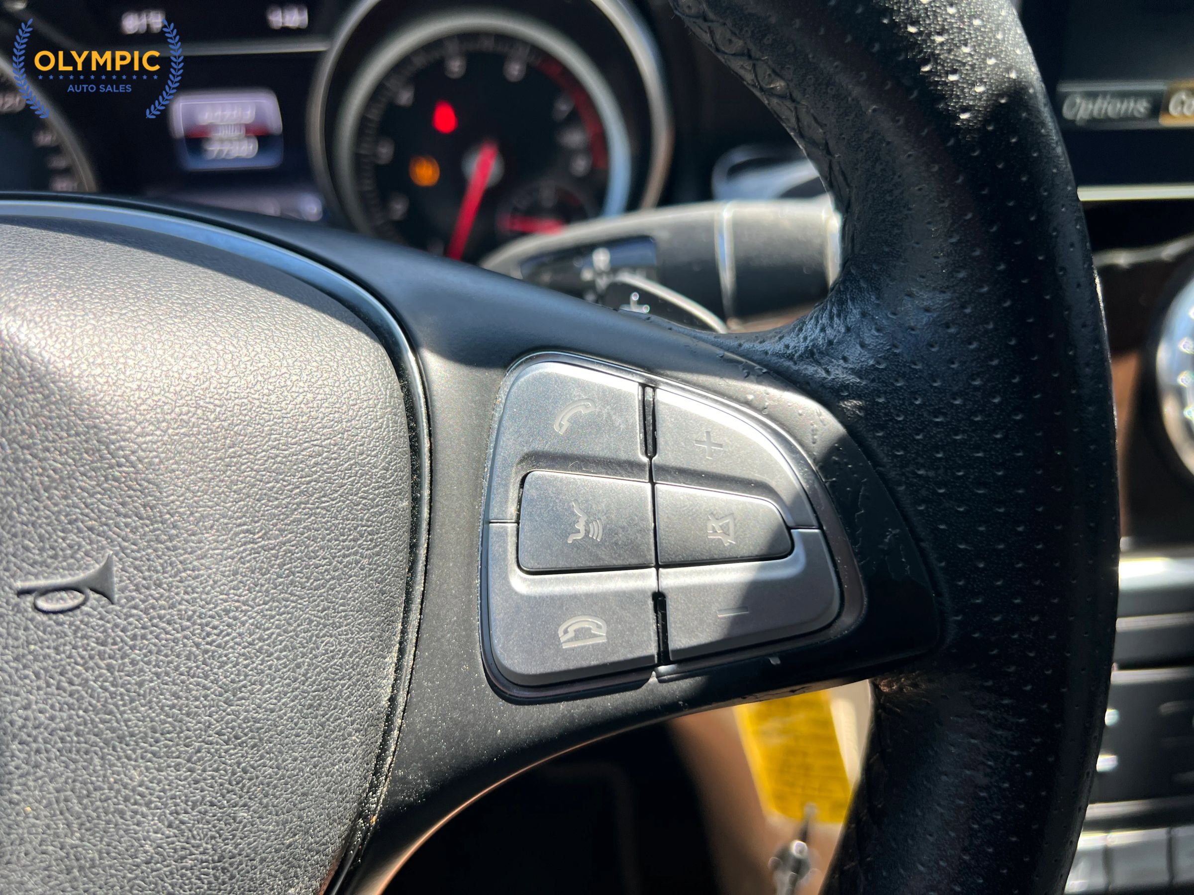 Used 2018 Mercedes-Benz CLA 250 w/ Convenience Package image 25