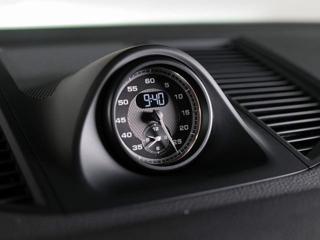 Certified 2026 Porsche Macan AWD/4WD image 24