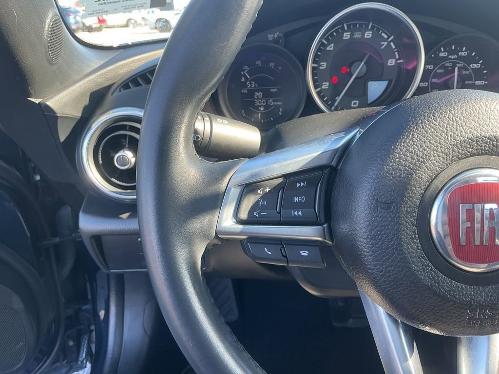 Used 2018 FIAT 124 Spider Classica image 13