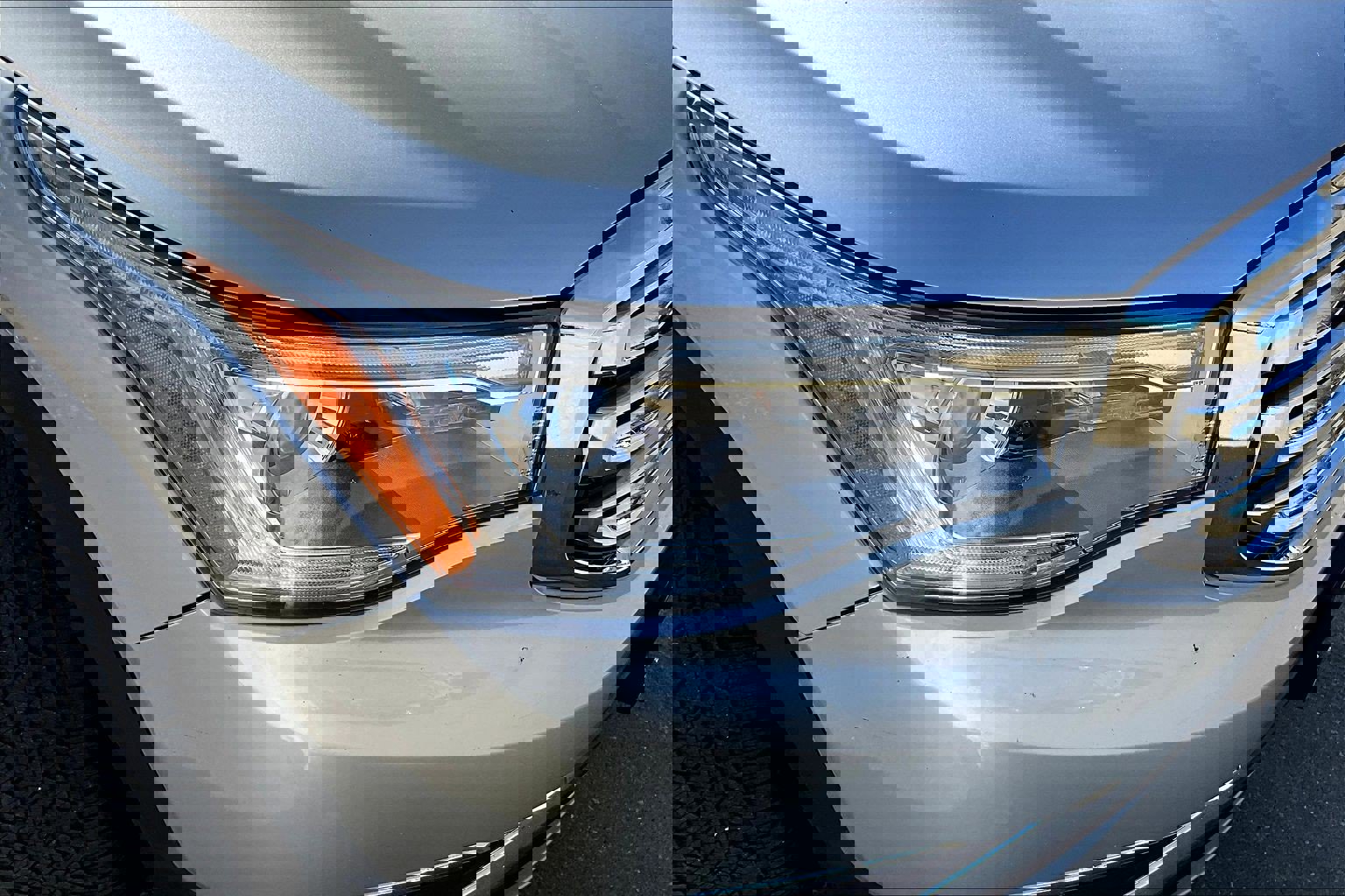 Used 2018 GMC Acadia SLT image 28