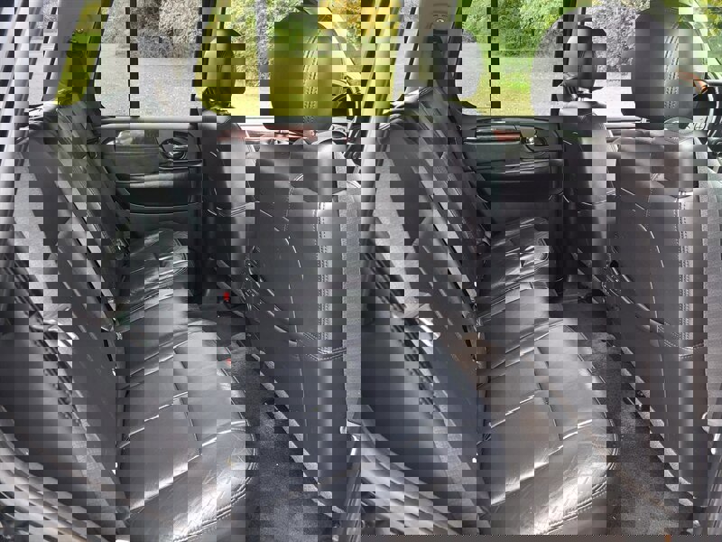 Used 2007 GMC Envoy Denali image 16