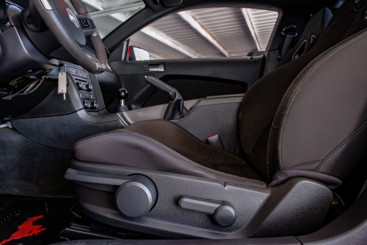 Used 2012 Ford Mustang Boss 302 w/ Boss 302 Accessory Pkg image 26