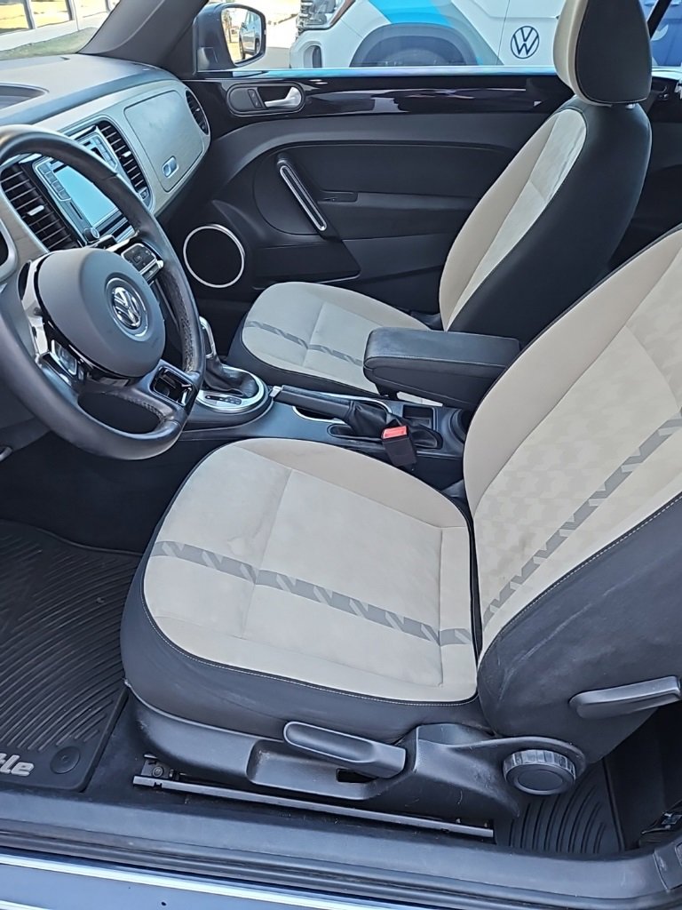 Used 2018 Volkswagen Beetle 2.0T Coast image 22