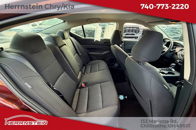 Used 2025 Nissan Altima 2.5 SV FWD image 20