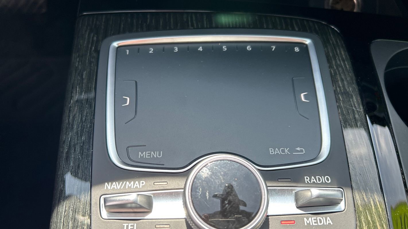 Used 2017 Audi Q7 3.0T Premium Plus w/ Premium Plus Package image 43