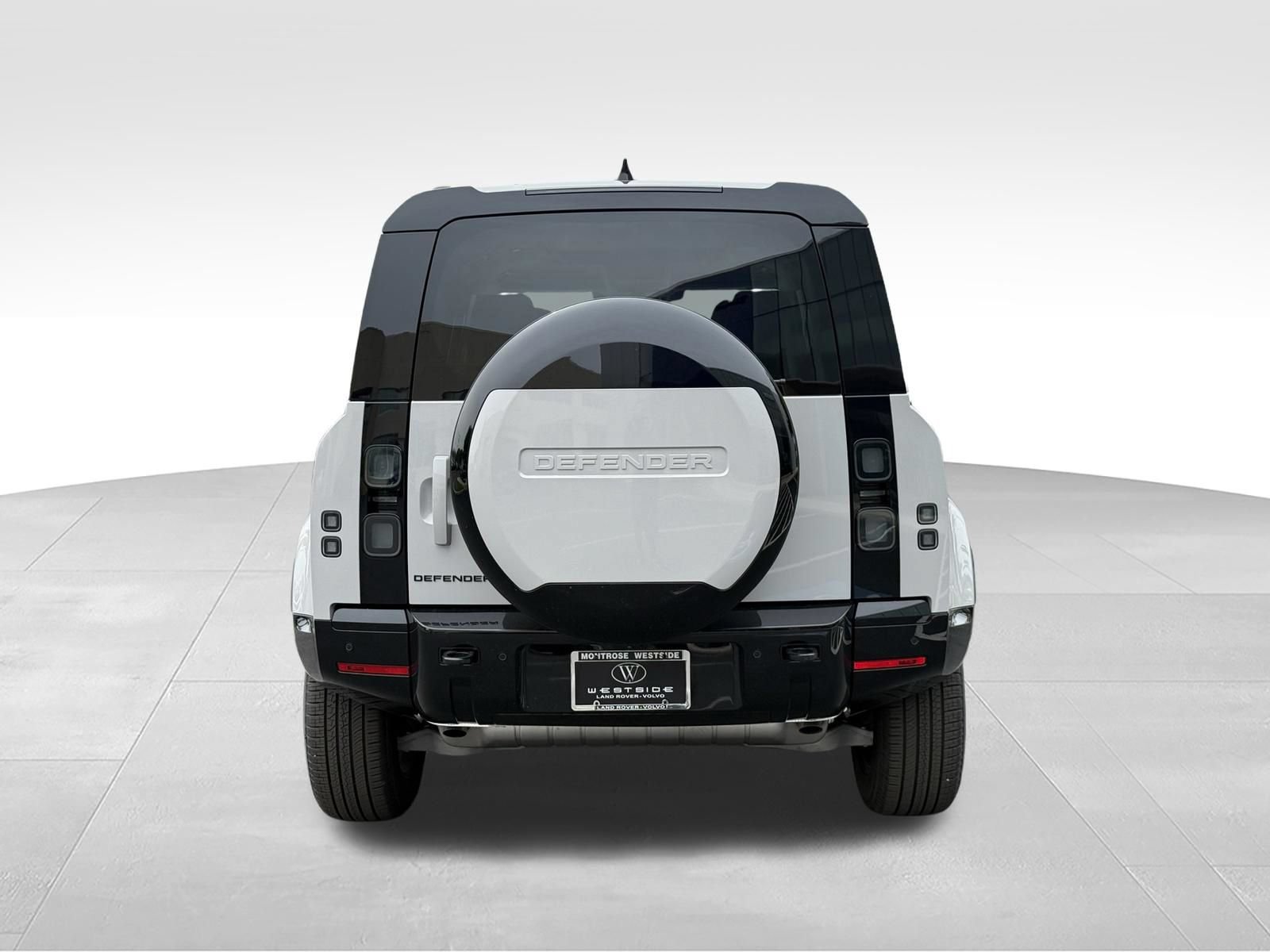 New 2026 Land Rover Defender 110 X-Dynamic SE AWD/4WD image 4