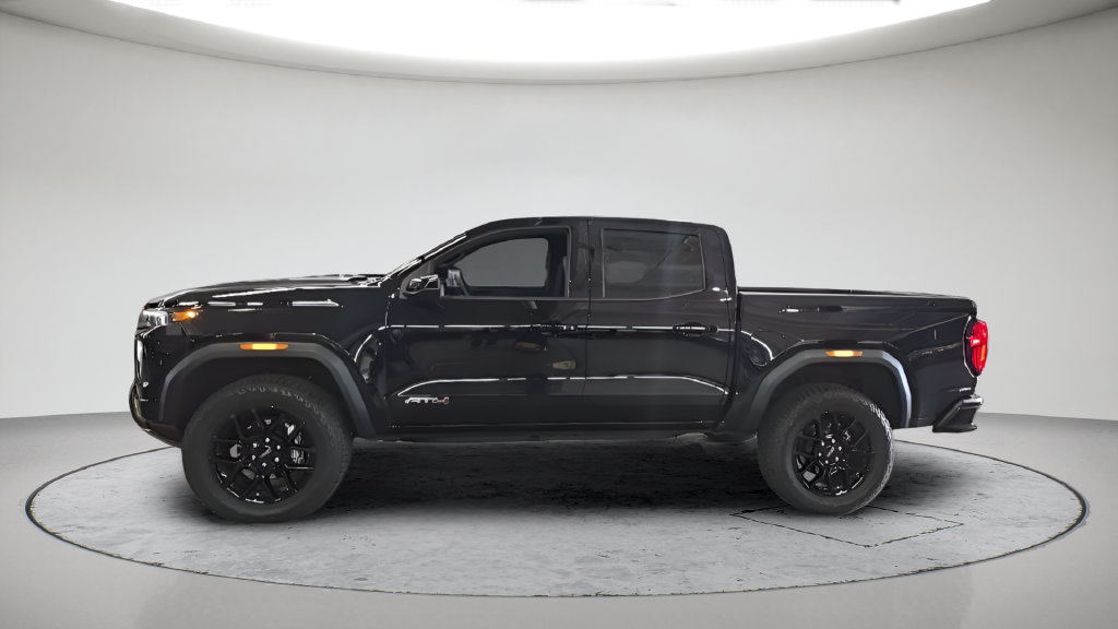 Used 2025 GMC Canyon AT4 AWD/4WD image 4