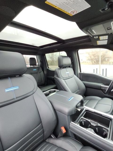 New 2026 Ford F350 Platinum w/ Tremor Off-Road Package image 25