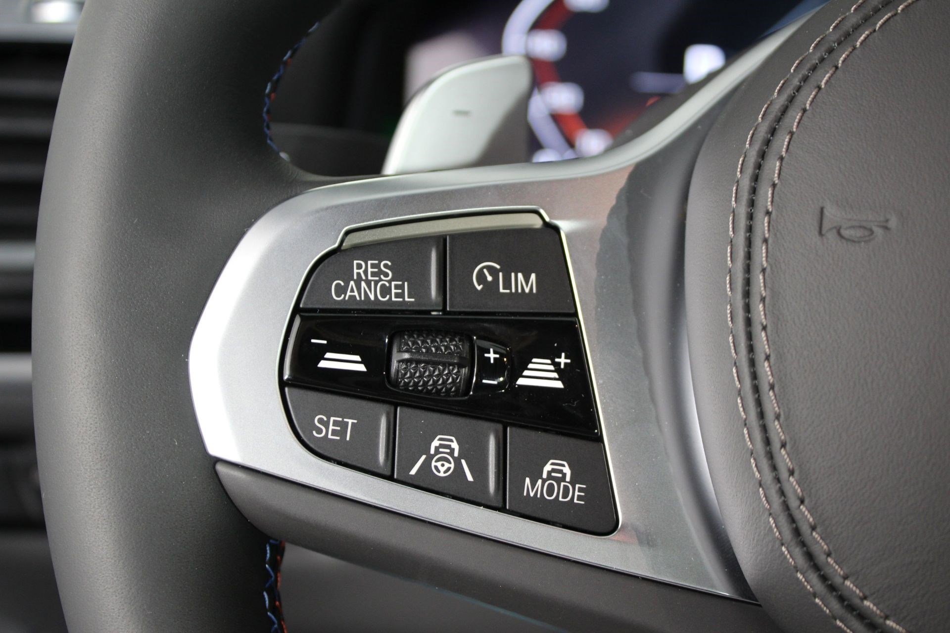 Used 2026 BMW M850i xDrive M850i image 15