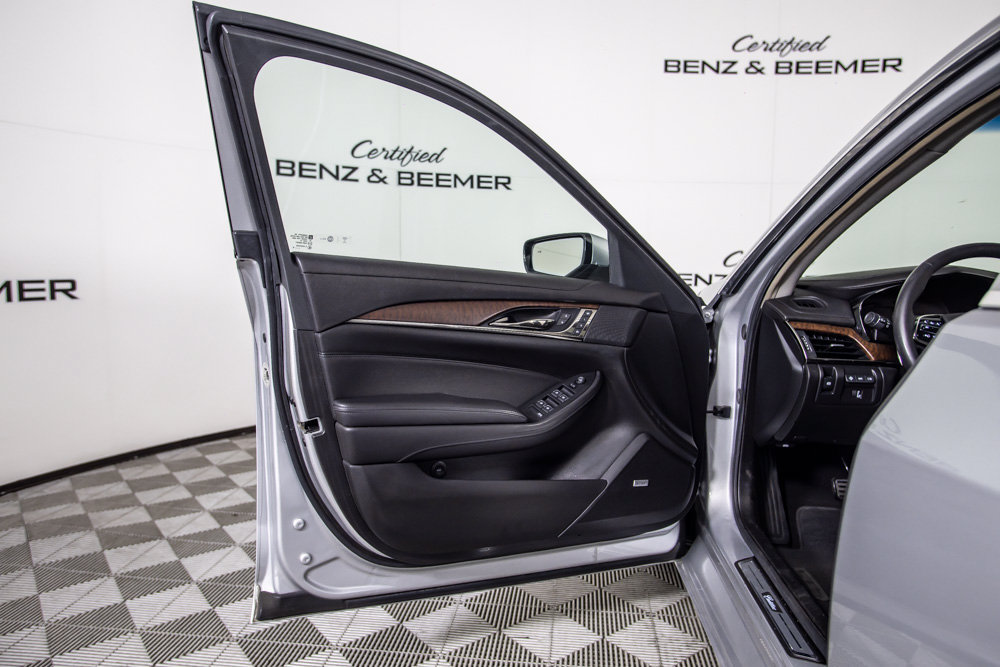 Used 2018 Cadillac CTS Premium Luxury RWD image 17