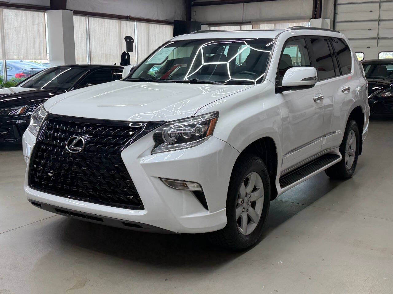 Used 2016 Lexus GX 460 w/ Comfort Package AWD/4WD image 5