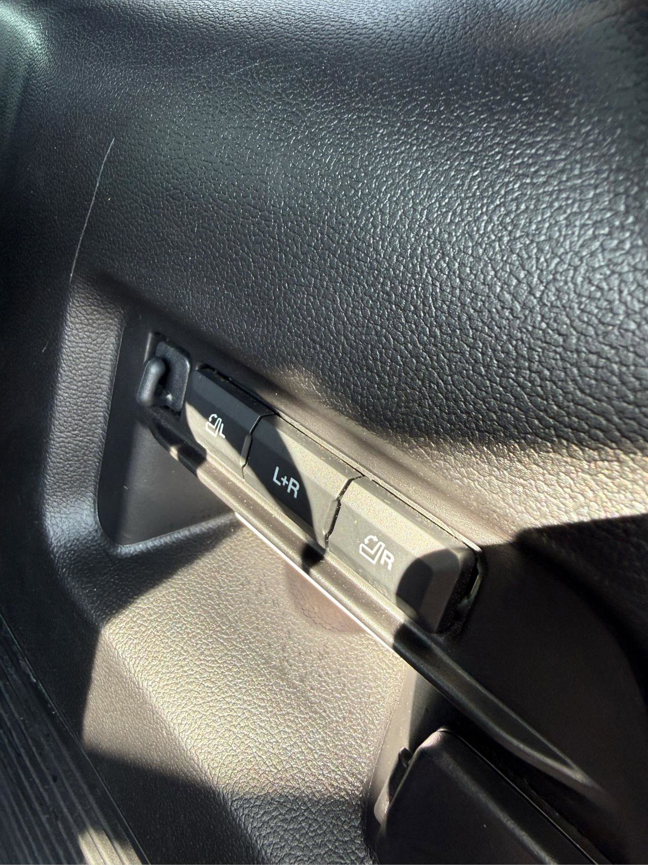 Used 2020 Ford Explorer ST w/ Premium Technology Package image 22